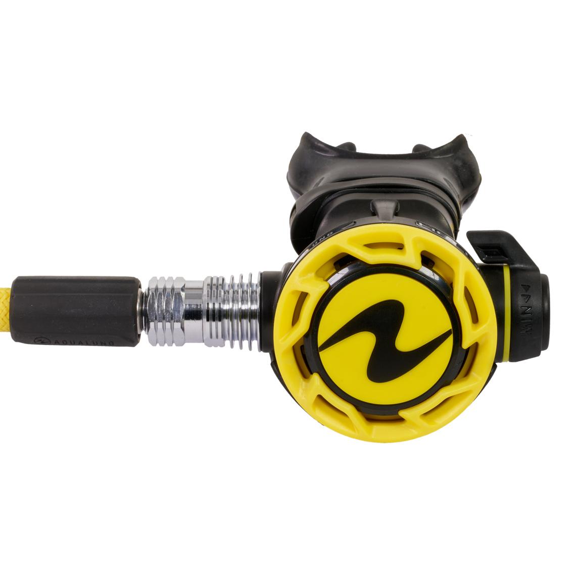 RS146000_HELIX-COMPACT-PRO-OCTOPUS_02_front.jpg Aqualung Helix Compact Octopus - Image 1